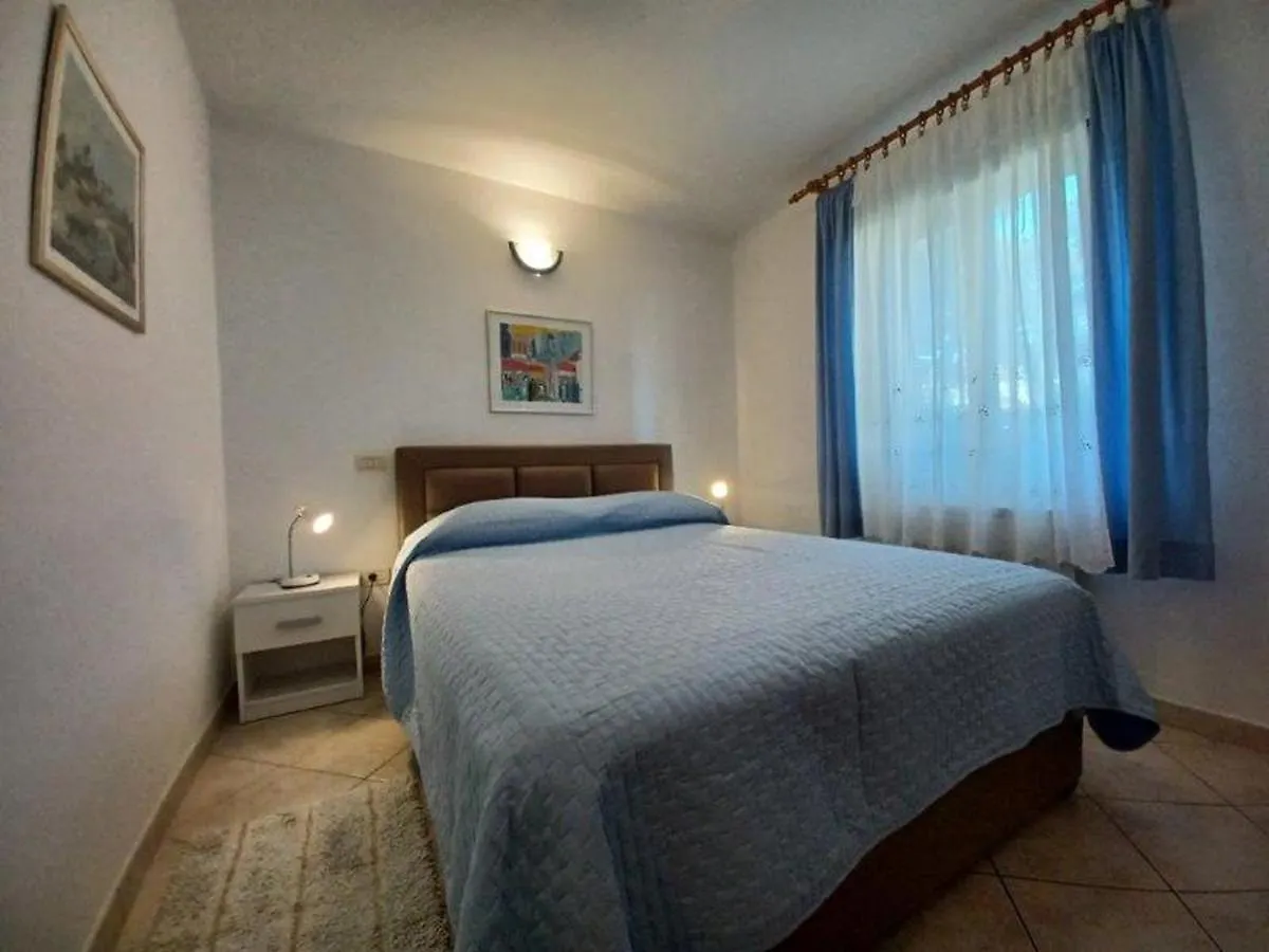 Apartments By The Sea Novigrad - 7335 0*, Novigrad Istria
