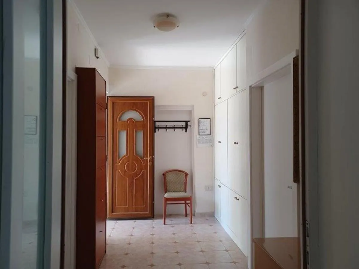 Apartments By The Sea Novigrad - 7335